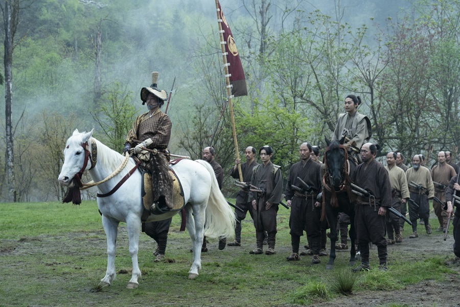 مسلسل “شوغُن SHŌGUN” من إنتاج FX يُعرض لأول مرة اليوم على ديزني+
