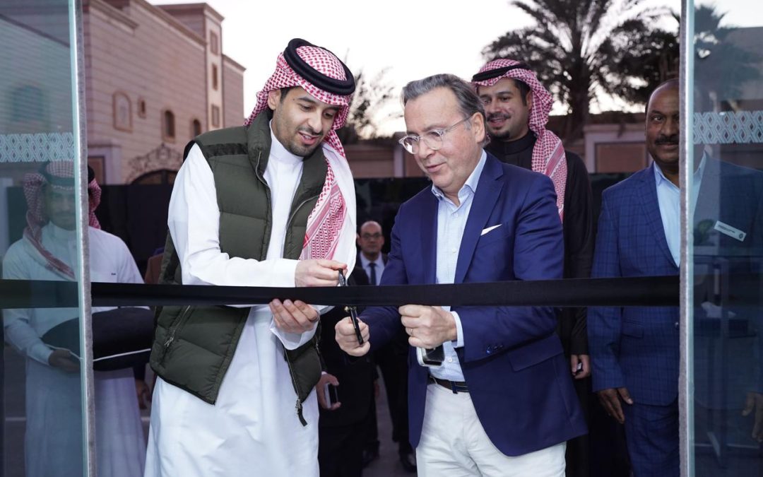 بحضور الرئيس العالمي للتسويق والعلامة التجارية في رينو “الوعلان للتجارة” تفتتح في الرياض مركز “رينو” المتكامل لخدمات الصيانة العصرية