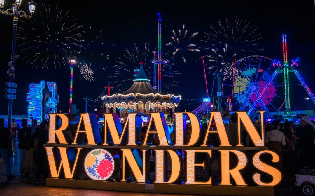 اكتشف أفضل وجهات التسوق والعروض الحصرية في دبي لرمضان من أضخم وأبرز الأسواق إلى المتاجر المؤقتة الحصرية، كل ما يحتاجه الزوار الكرام للاستعداد لشهر رمضان المبارك