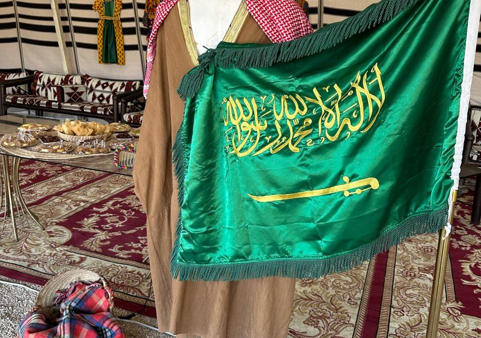 “نستخضر عمق تاريخنا ونعتز بأصالة تراثنا” مشاركة متميزة في الخيمة بحوطة بني تميم
