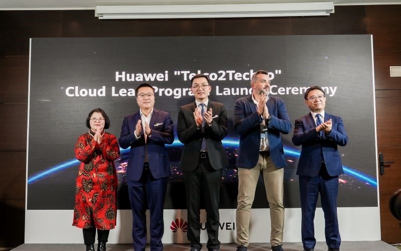 Huawei Cloud Stack تطلق ستة حلول قائمة على سيناريوهات محددة لحفز كفاءة شركات الاتصالات ودعم نمو الإيرادات وتعزيز الشمول الرقمي