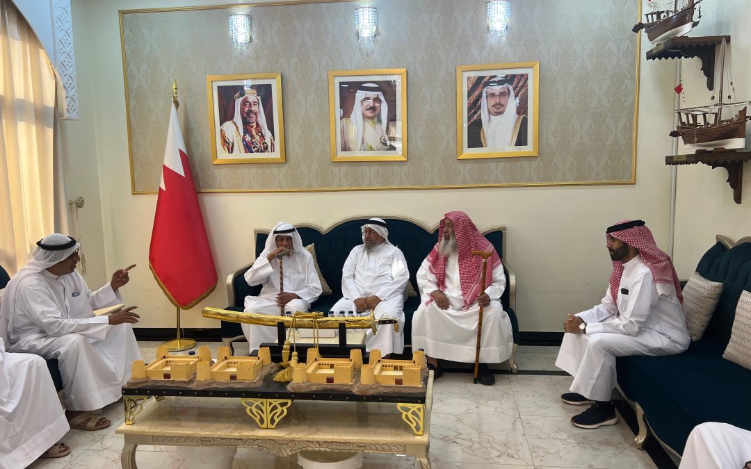 لقاء تاريخي في مجلس الشيخ الدكتور جاسم بن أحمد السعيدي