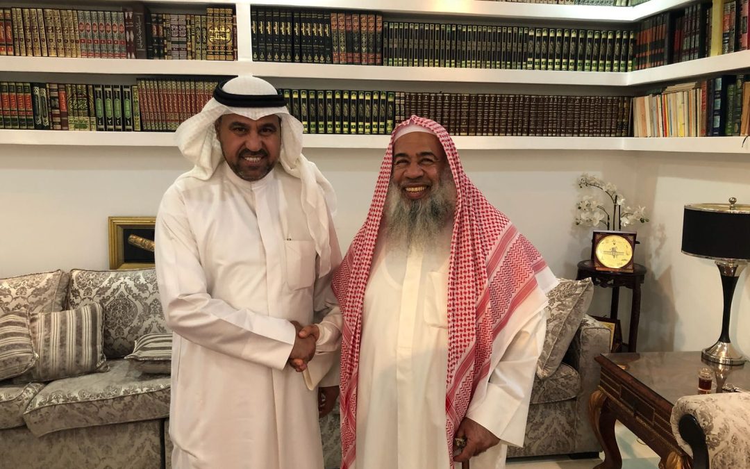 الشيخ جاسم السعيدي يستقبل الدكتور فهد الشليمي السعيدي من الكويت ويبحثون العلاقات القبلية وتراث الأجداد