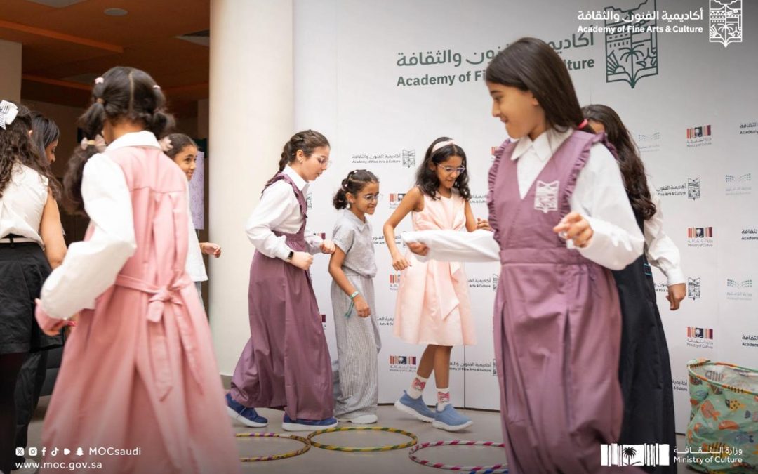 مدارس الموهوبين الثقافية تفتح أبوابها للمبدعين