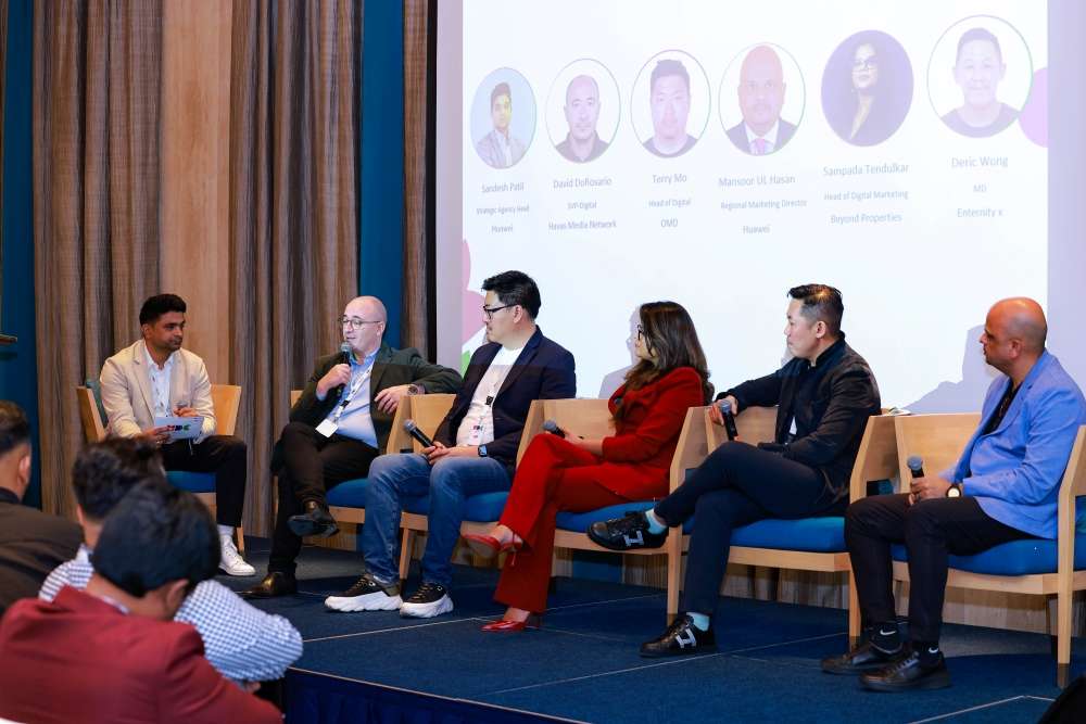 هواوي تستعرض ابتكاراً متكاملاً خلال منتدى مطوّري هواوي وإعلانات بيتال ضمن مؤتمر قمة نظام هواوي البيئي لمنطقة الشرق الأوسط وأفريقيا 2025 في دبي