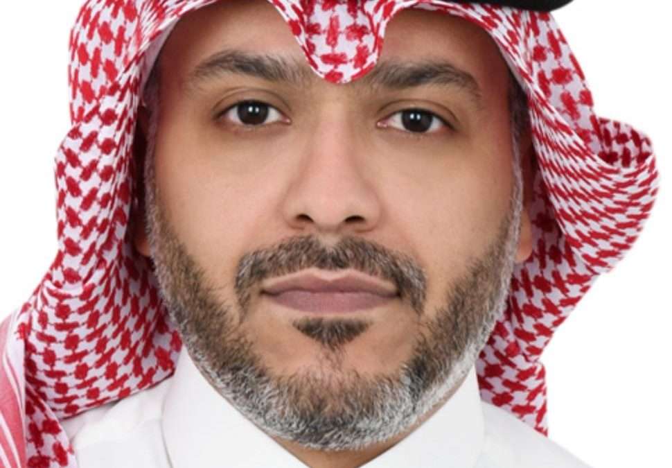 استشاري جراحة عظام أطفال يفند اعتقادات خاطئة ويحذر من مشايات ومهاد الأطفال