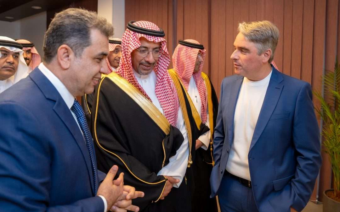 وزير الصناعة والثروة المعدنية يزور منشأة”JBS”في جدة ويطّلع على توسّعها الأخير