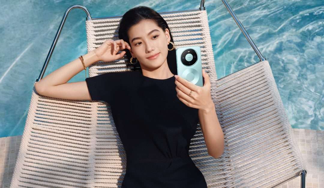 هاتفHUAWEI Mate 80 Pro  يلتقط الواقع بأدق ألوانه مع True‑to‑Color ويحوّلك إلى مصوّر محترف مع ميزة  AI Composition
