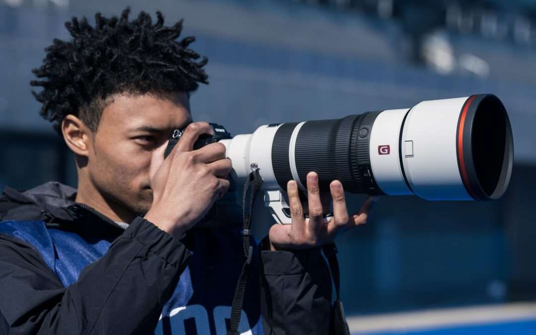 سوني تكشف عن عدسة FE 100-400mm F4.5 GM OSS G Master™️ في المملكة العربية السعودية عدسة تقريب فائقة المدى بفتحة ثابتة F4.5 وتركيز تلقائي أسرع بما يصل إلى 3 مرات1,2 مع قابلية تنقّل استثنائية