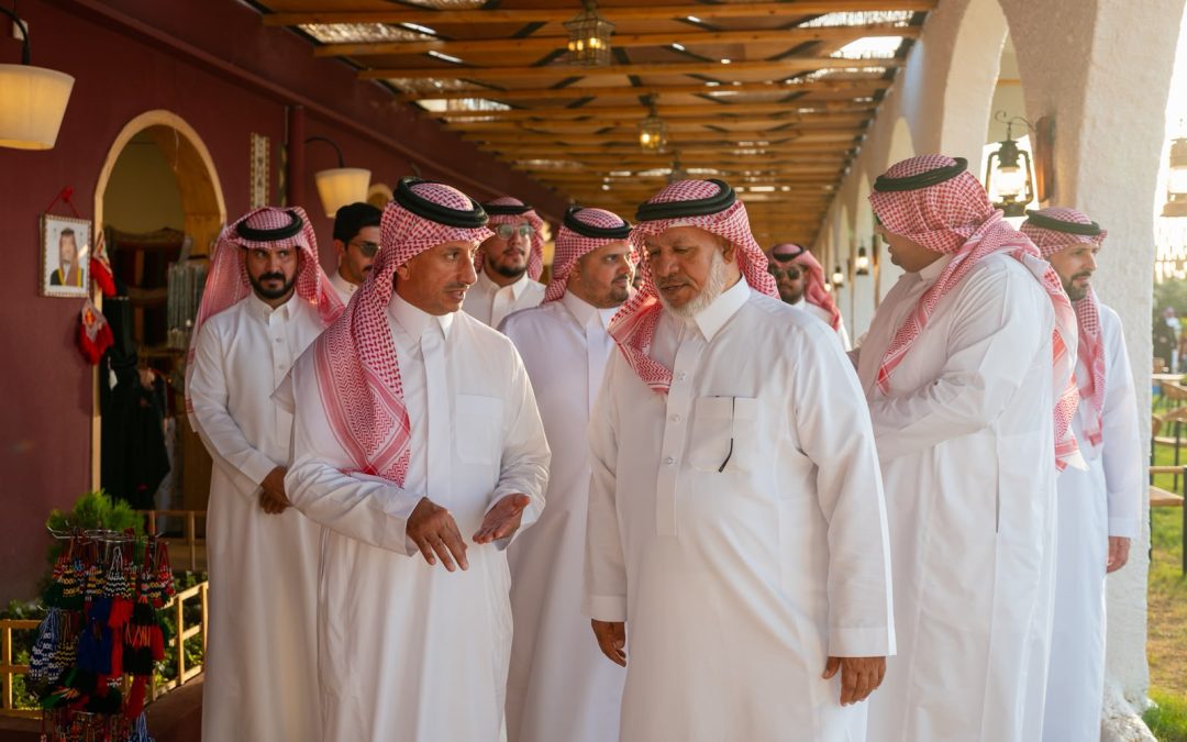 بعد قضاء إجازته العائلية بين “شورى” و”أدرينا” بالبحر الأحمر وزير السياحة يزور الطائف.. وجولات ميدانية تواكب برنامج الصيف