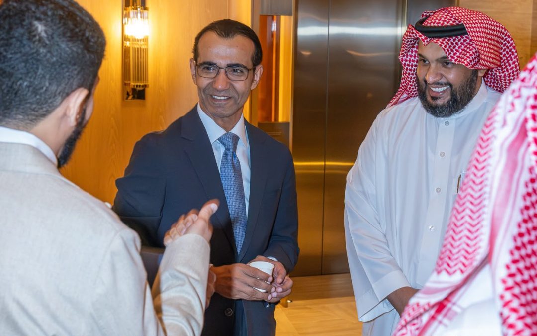 شراكات استراتيجية وزيارات رسمية في جناح العوالي العقارية في المعرض السعودي البريطاني للعقار