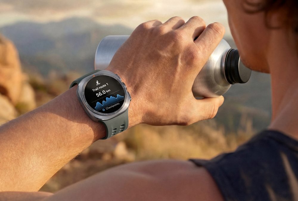 كيف تساعدك Galaxy Watch Ultra2 في ترطيب جسمك في الوقت المناسب